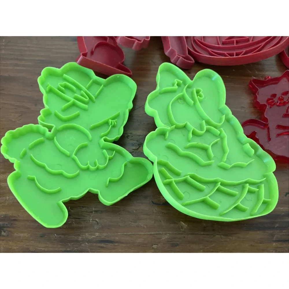 Vintage Holiday Cookie Cutters Set 10 Halloween Valentines Easter Birthday Xmas